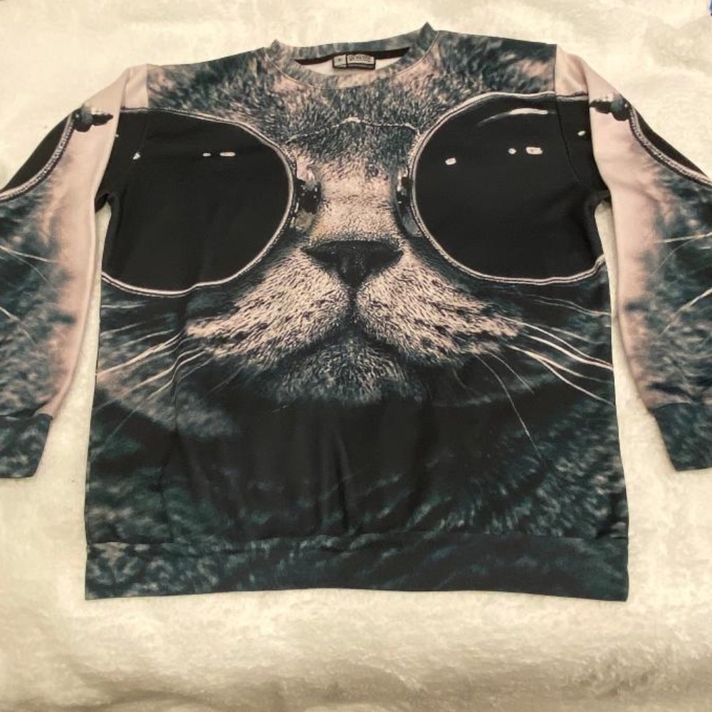 Beloved Cat Wearing Sunglasses Long Sleeve Shirt